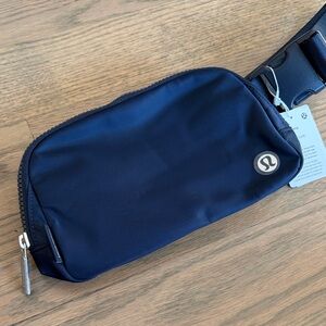 NWT Lululemon Navy Everywhere Belt Bag 1L